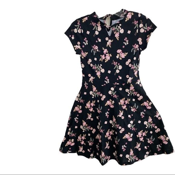 REDUCEDThe Children's Place Girl's Black Floral Dress Size M - NWT - Picture 1 of 6